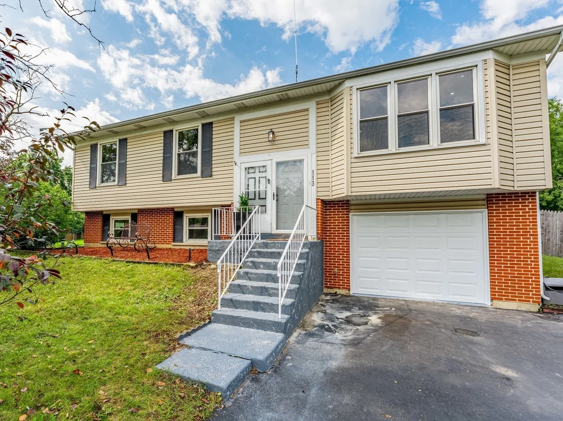 Photo of 113 Camelot Way