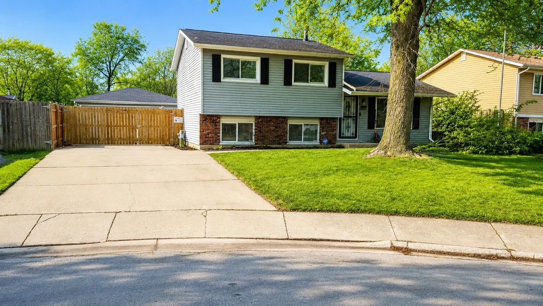 Photo of 117 Galewood Drive