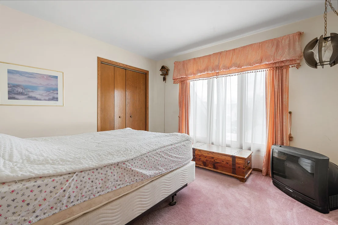 Photo of 7233 SOUTHWICK Drive