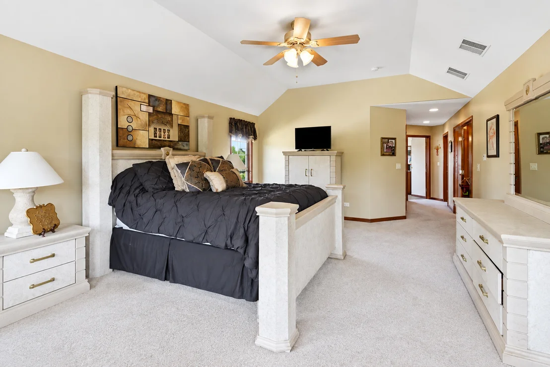 Photo of 20015 Red Oak Drive