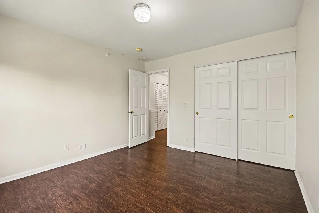 Photo of 994 Kensington Drive