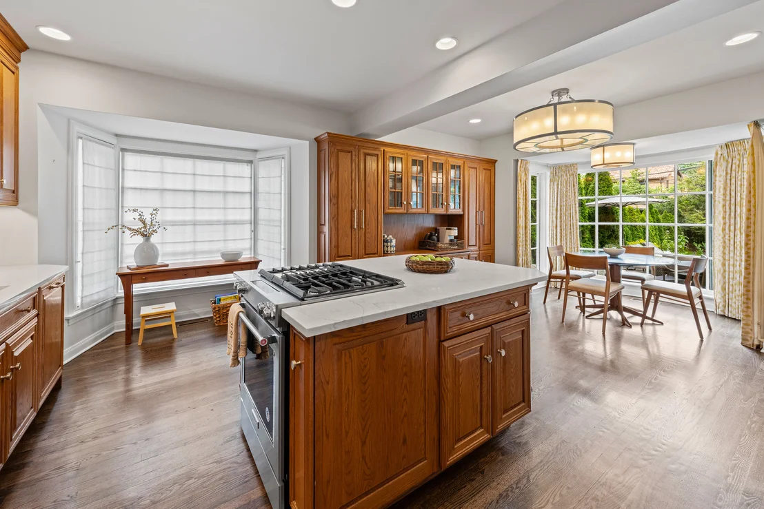 Photo of 1339 Forest Avenue