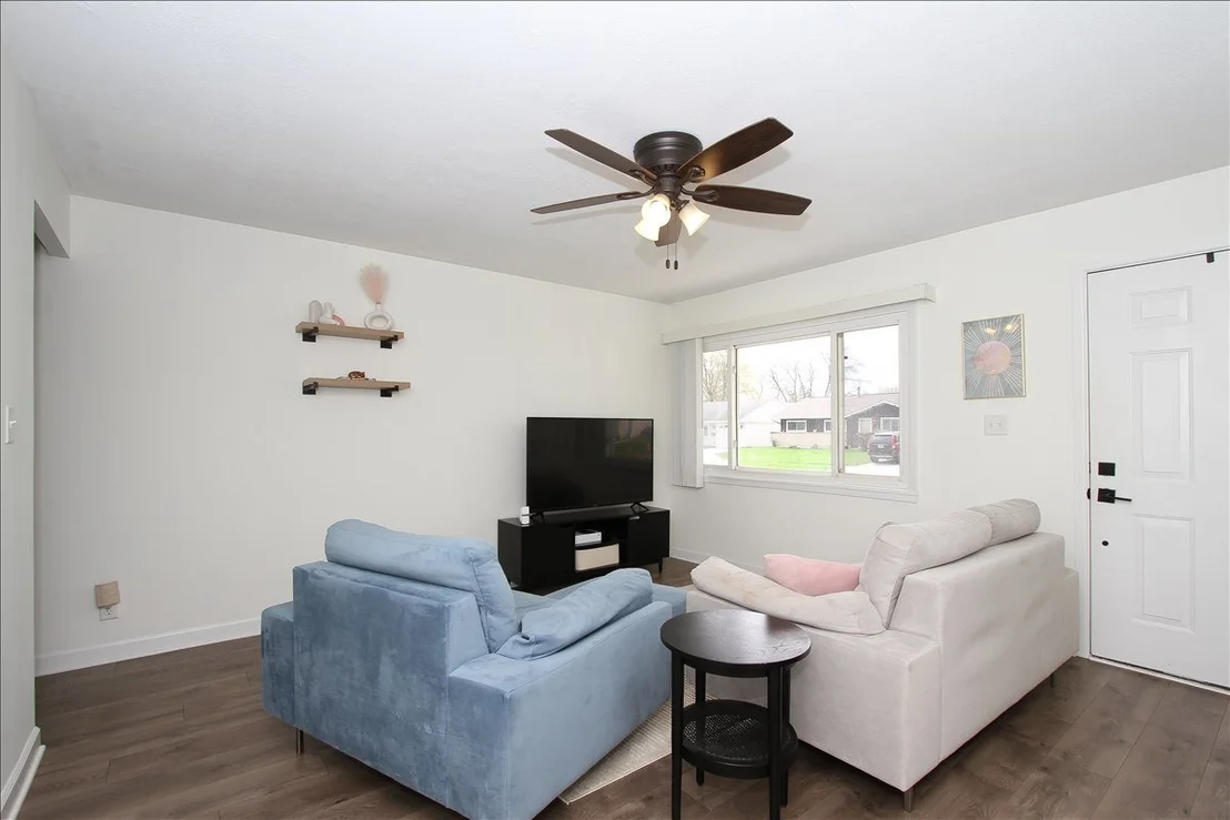 Photo of 814 Oriole Drive