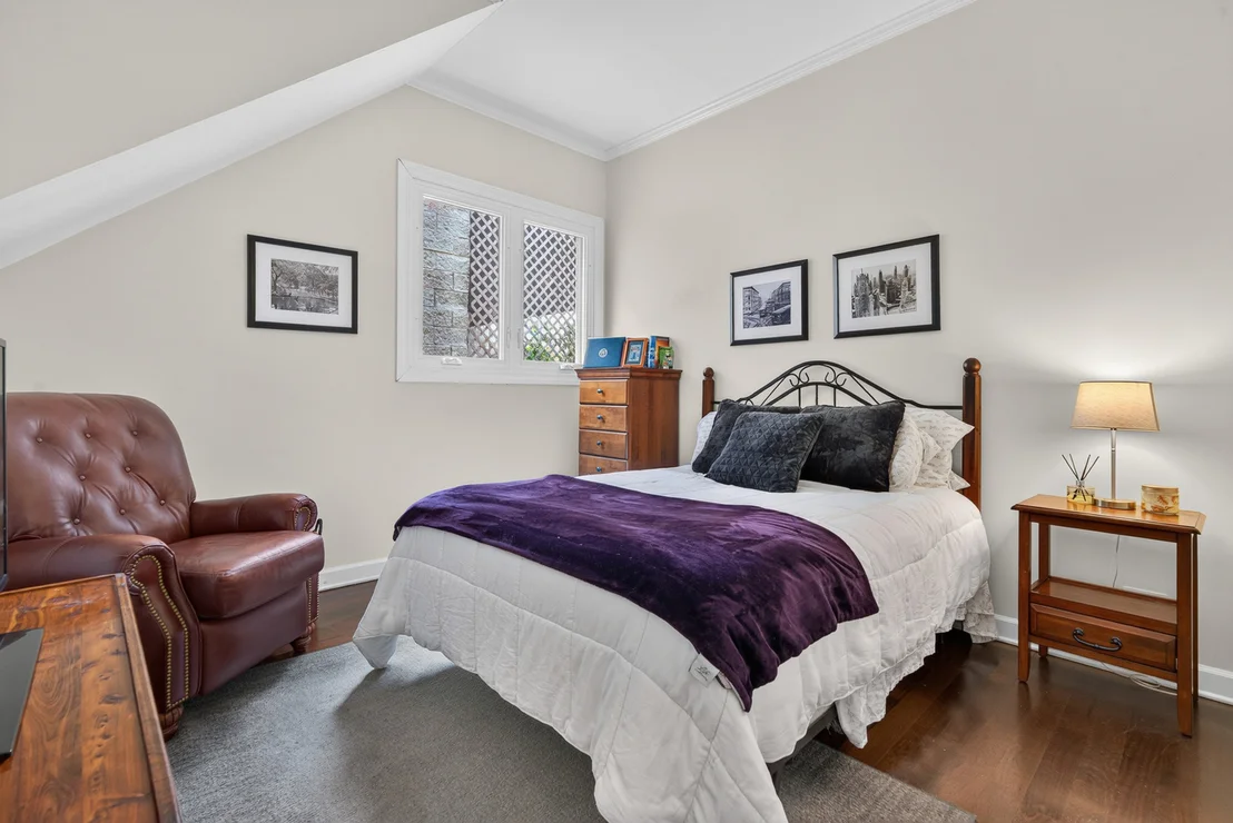 Photo of Unit 2 at 1320 W Grenshaw Street