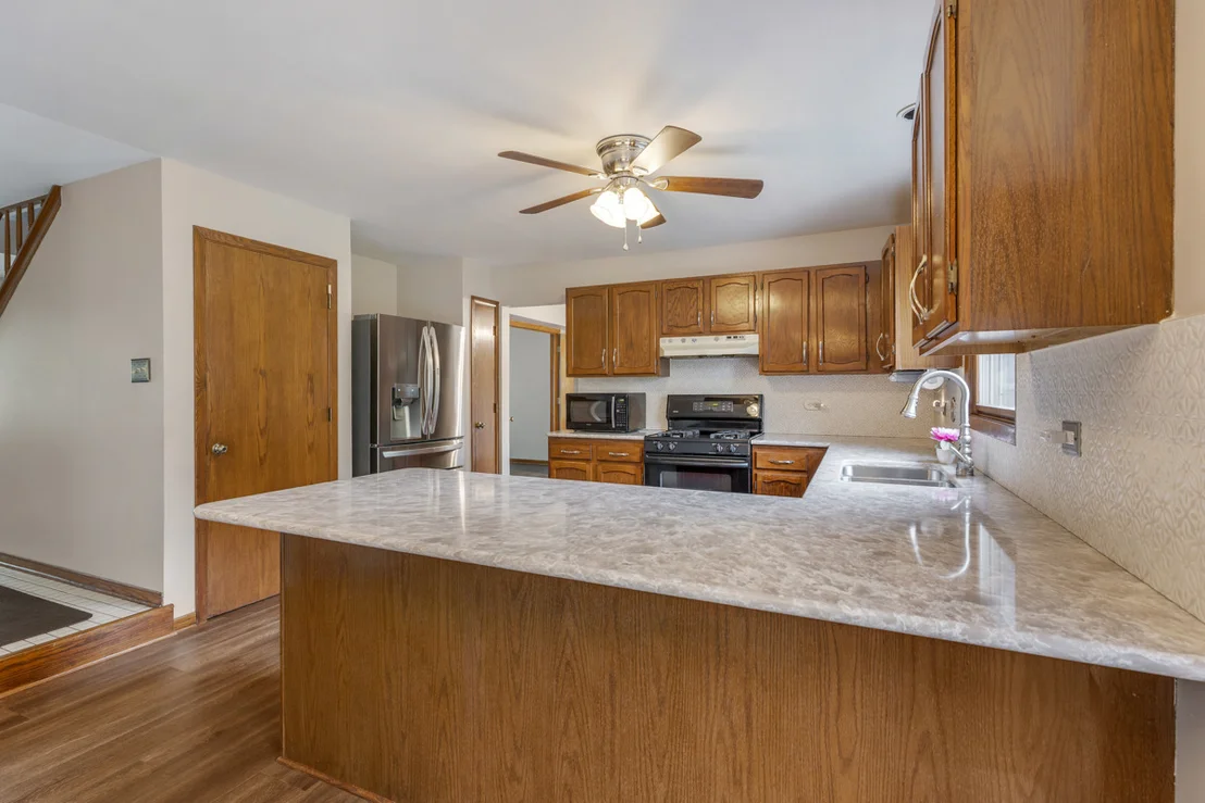 Photo of 1185 surrey Lane