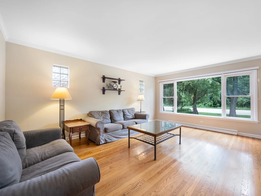 Photo of 727 Harms Road