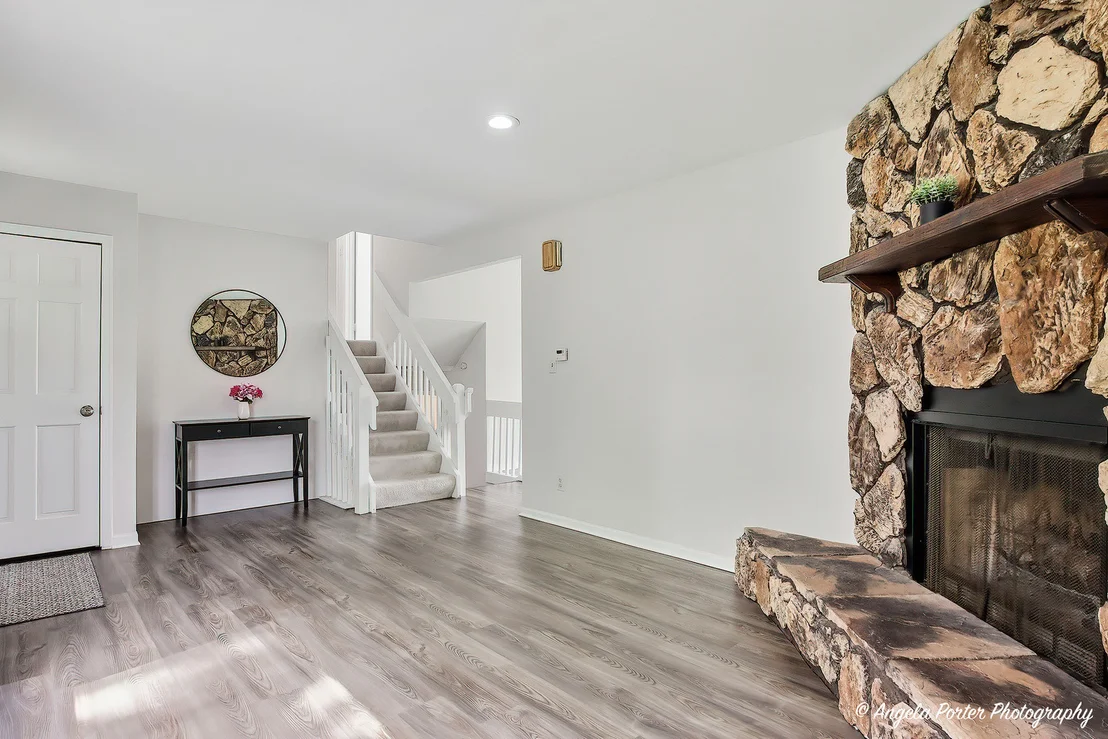 Photo of 213 Windridge Drive