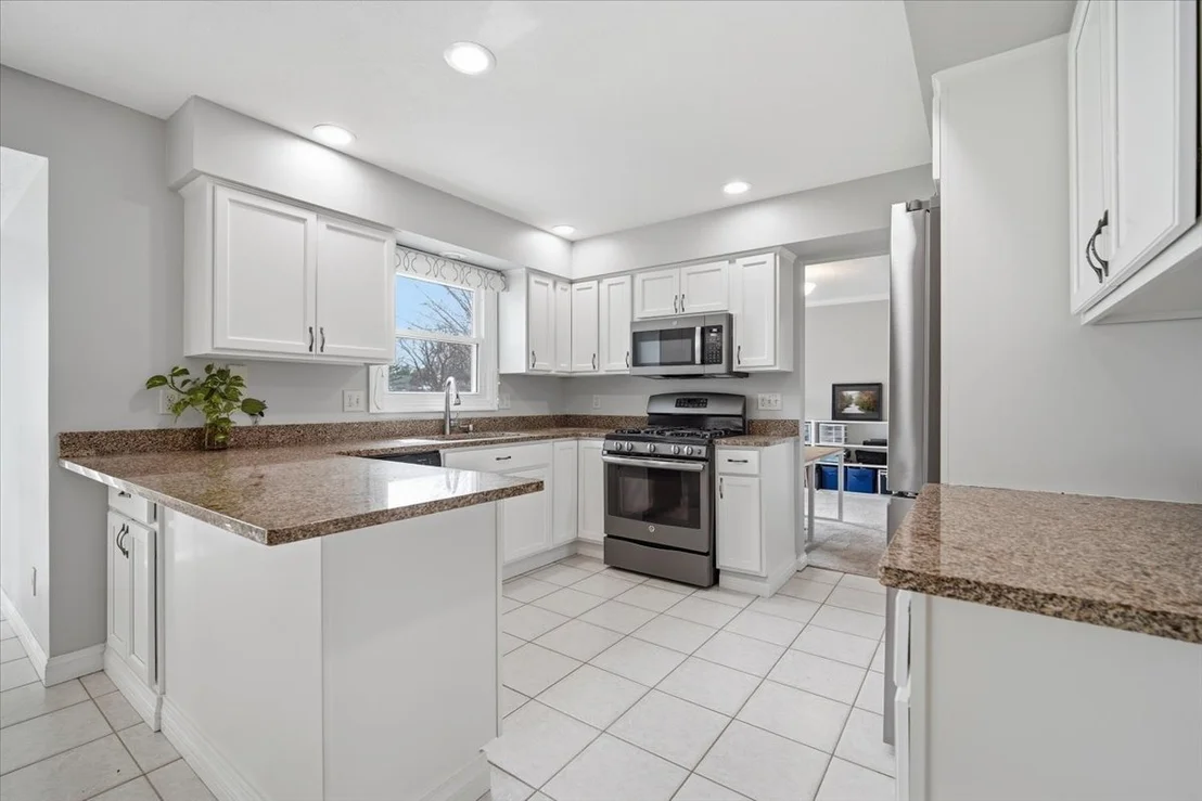 Photo of 211 Lake Shore Circle