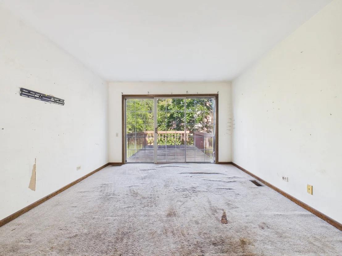 Photo of 284 Lorraine Circle