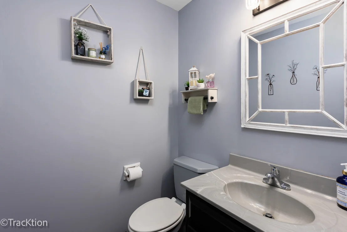 Photo of 360 Lakeview Drive