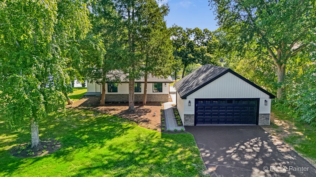 Photo of 34803 N Hiawatha Trail
