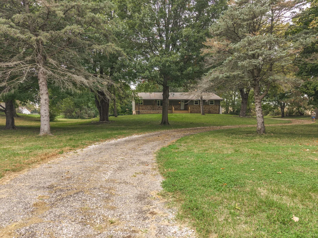 Photo of 1005 Rabbit Hill Road