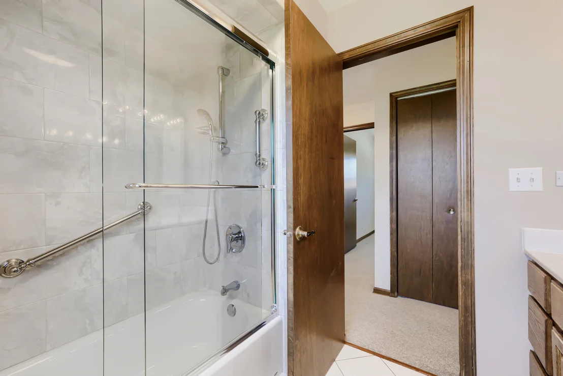 Photo of 1111 W Ash Drive