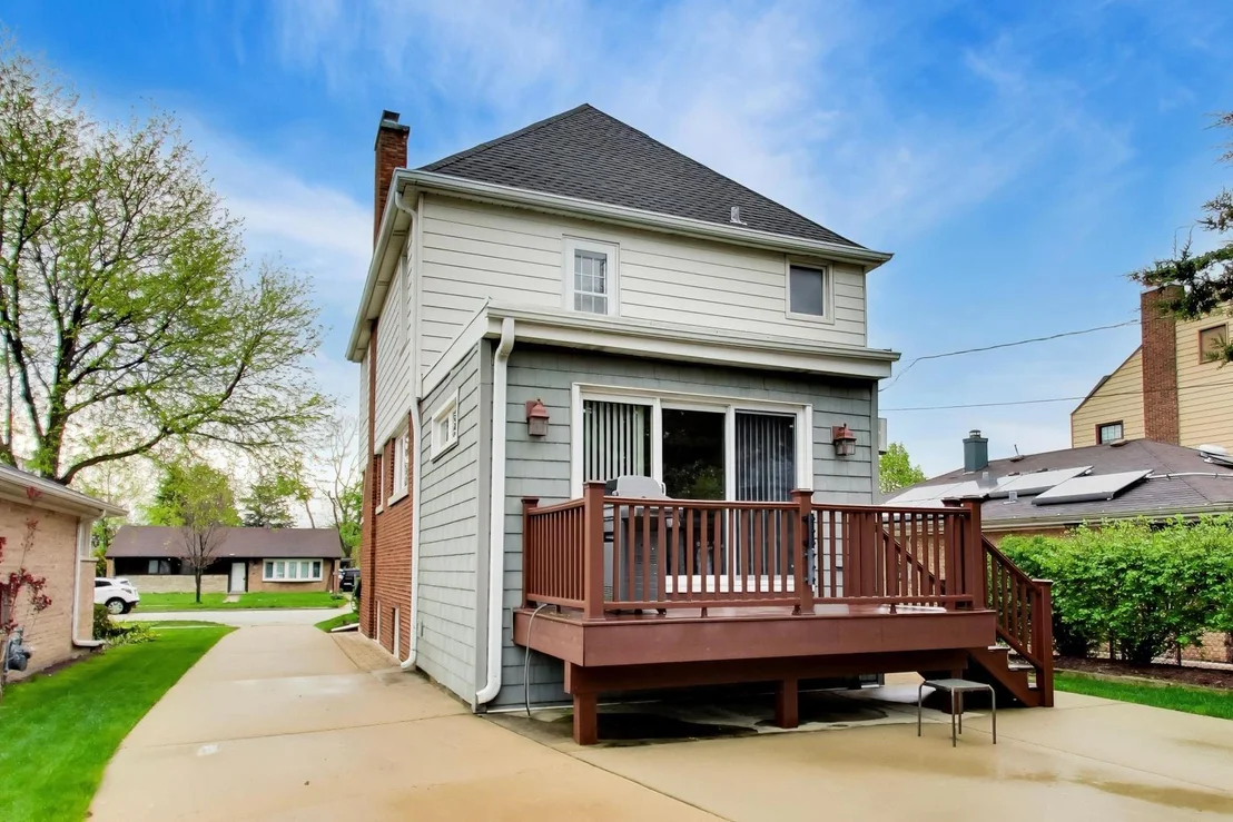Photo of 940 W Grant Drive