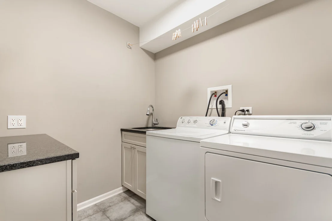 Photo of 424 Cumberland Lane