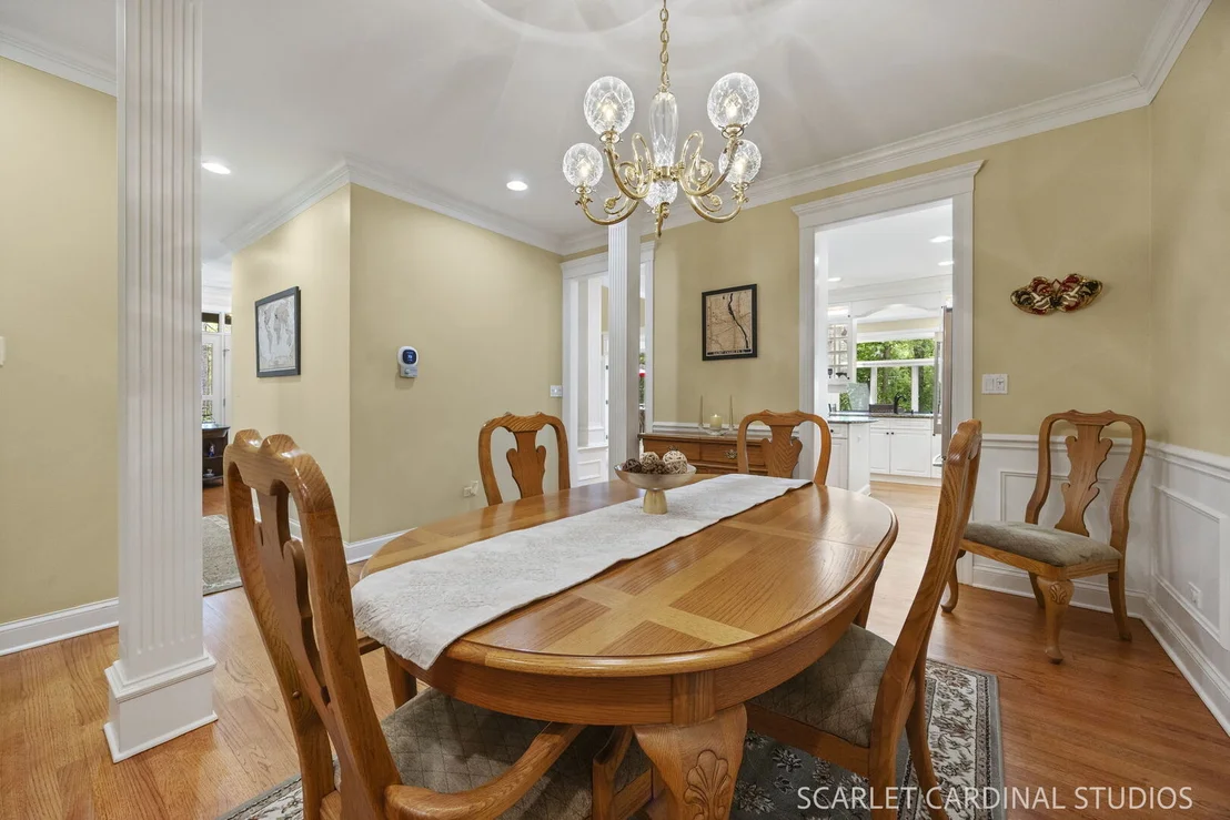Photo of 1028 Crestwood Circle