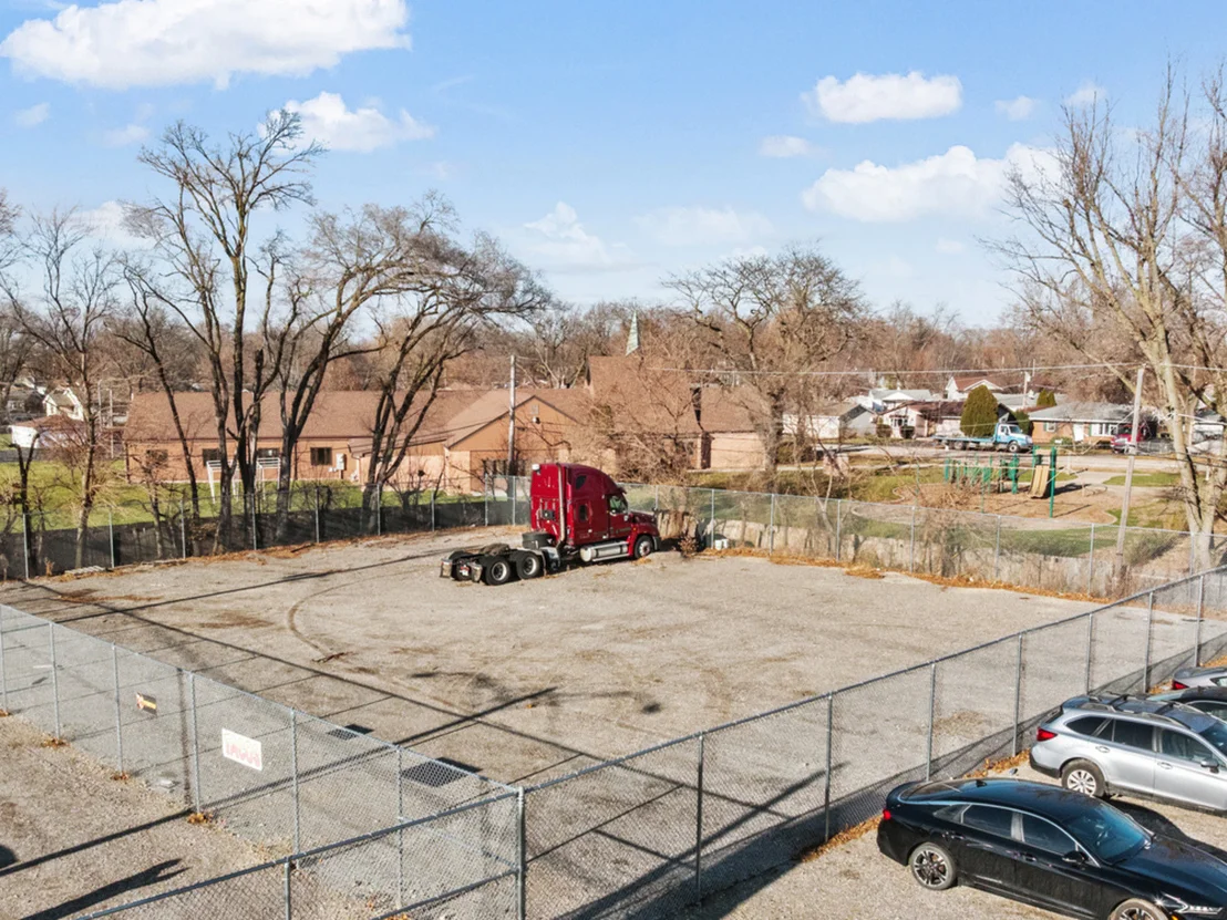 Photo of 2427 Plainfield Road