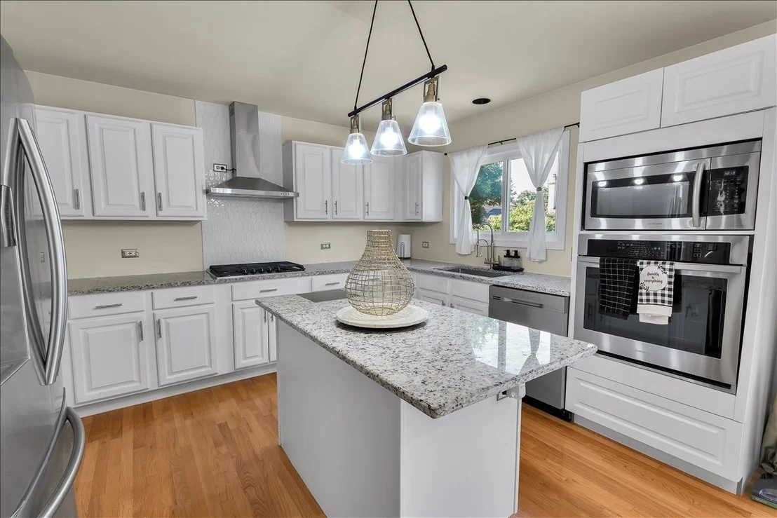 Photo of 1877 Marne Road