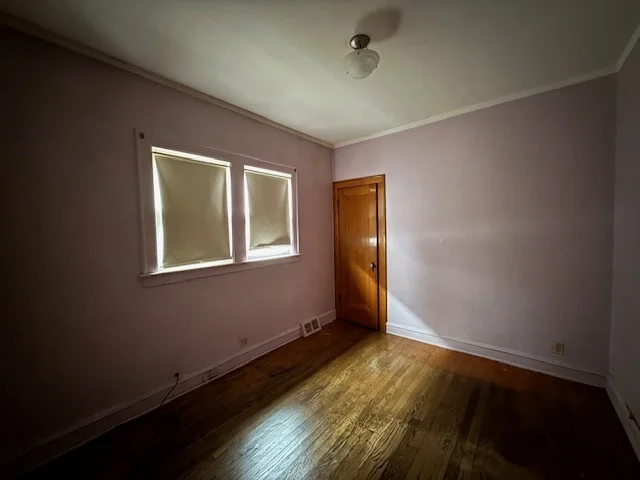 Photo of 322 W 107th Place