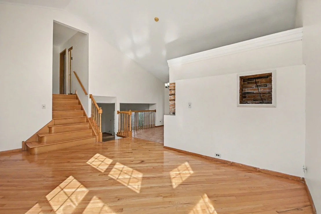 Photo of 1457 Beaumont Circle