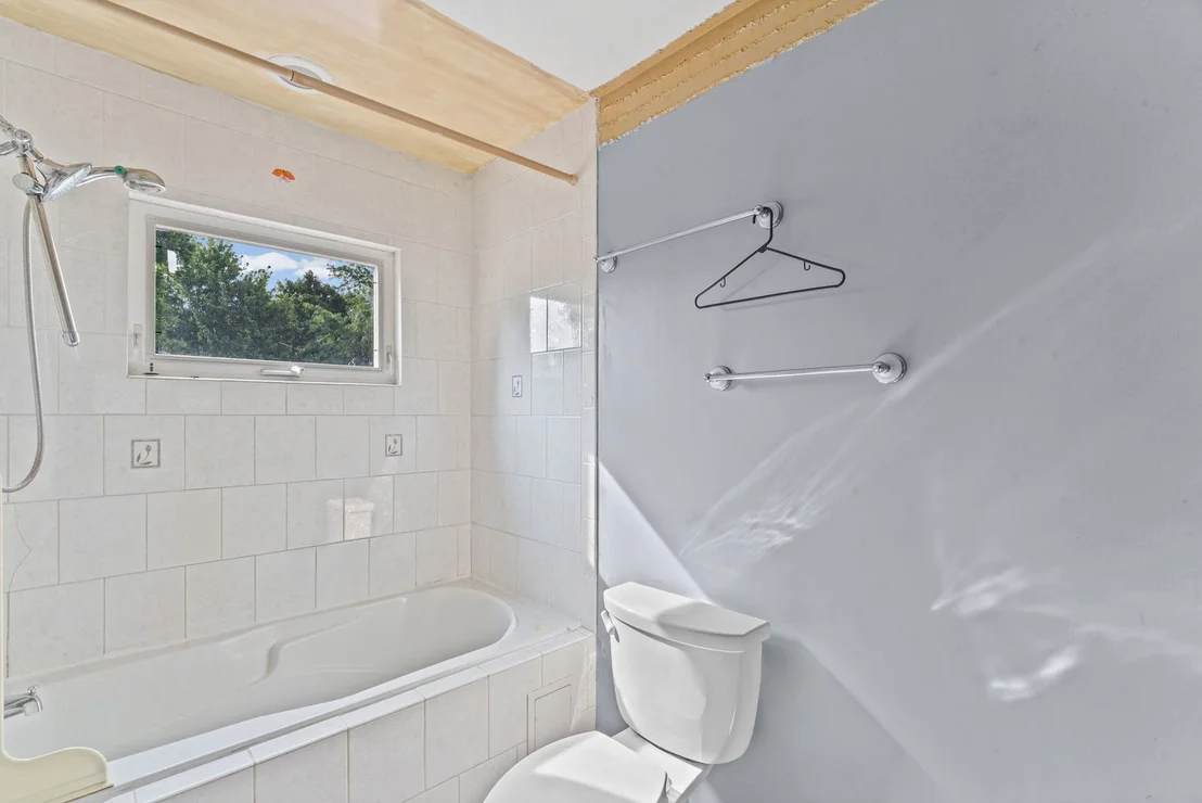 Photo of 2205 Bluebird Lane