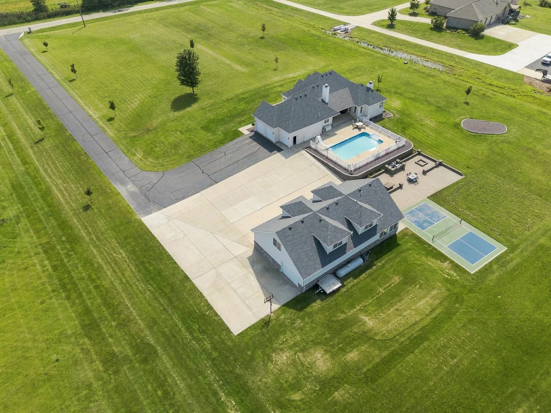 Photo of 4673 W 3000n Road