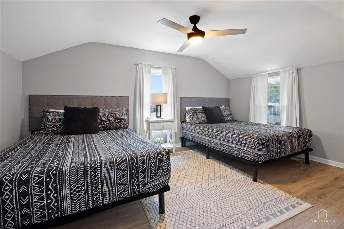 Photo of 116 N 7th Avenue