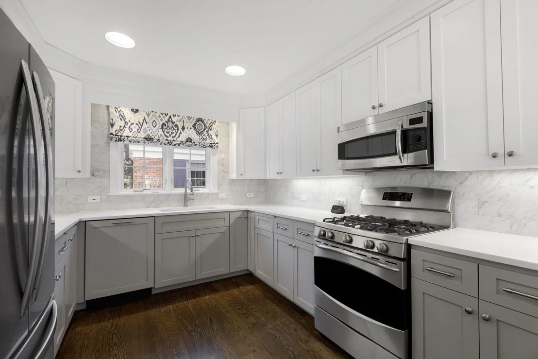 Photo of 1115 Golfview Lane
