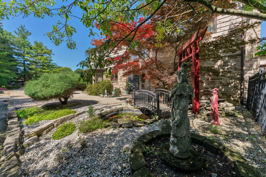 Photo of 2135 Phillips Drive