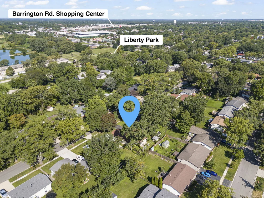 Photo of 7101 Edgebrook Lane