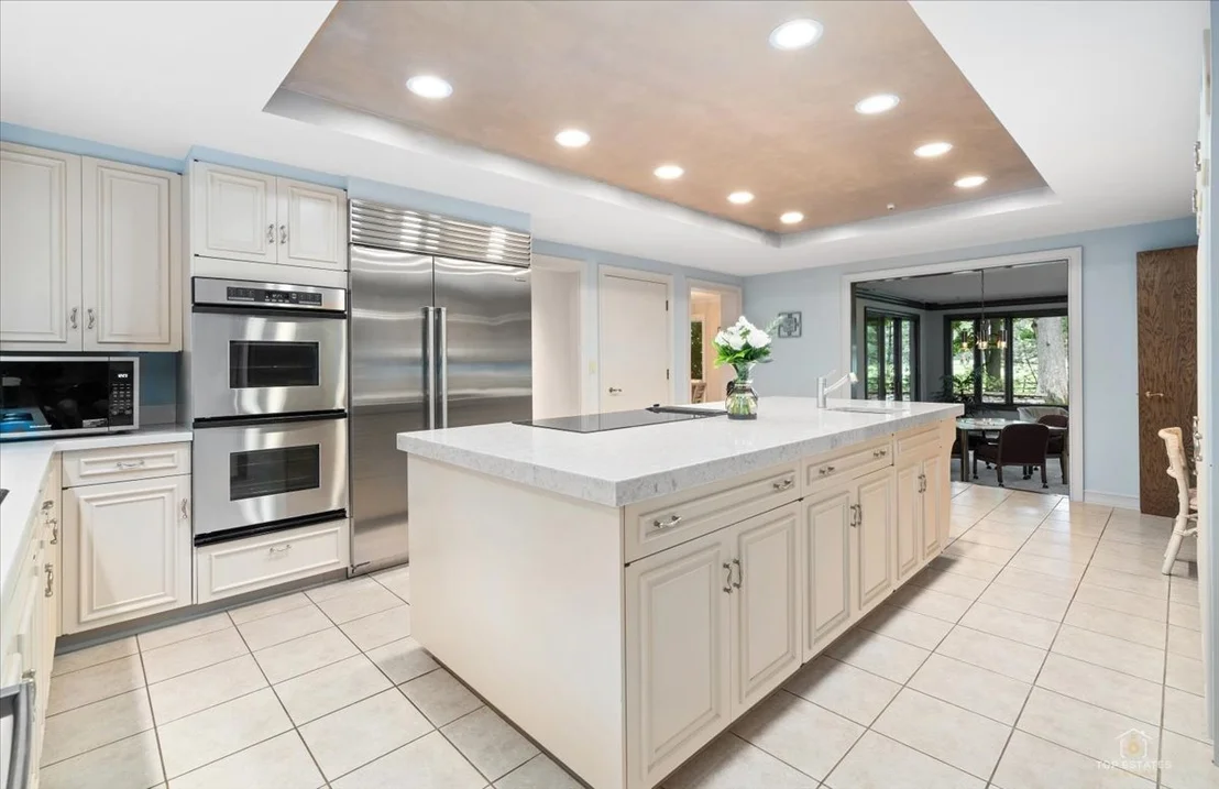 Photo of 1725 Persimmon Drive