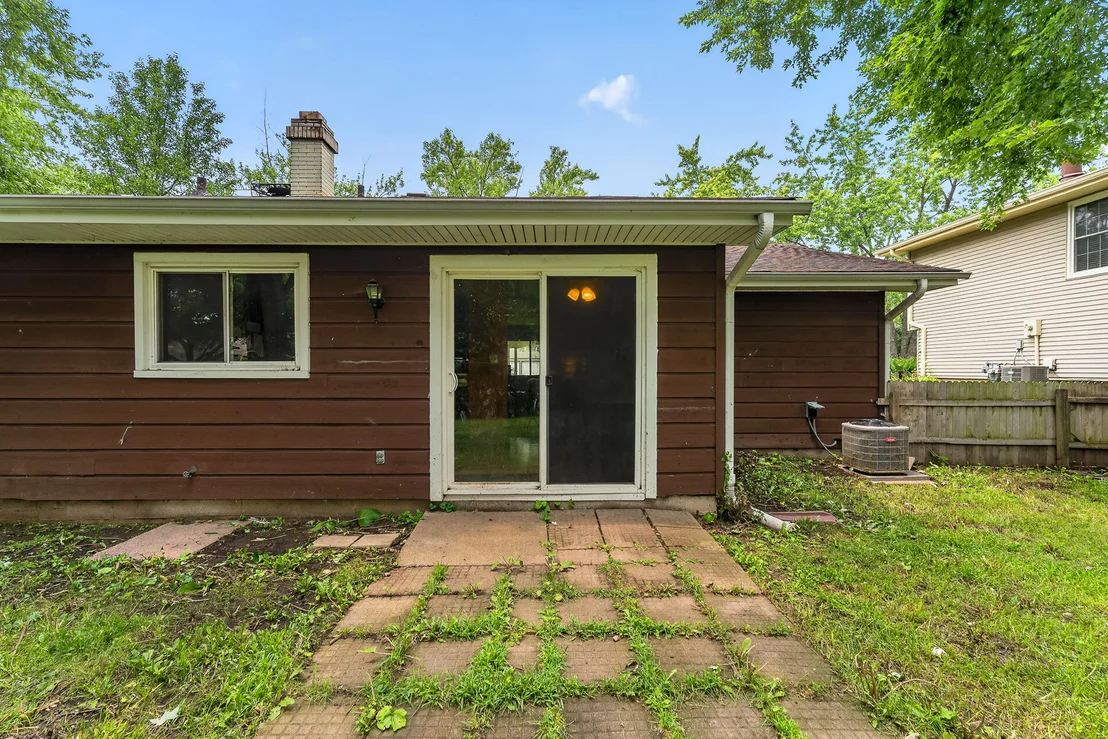Photo of 140 Tamarack Drive