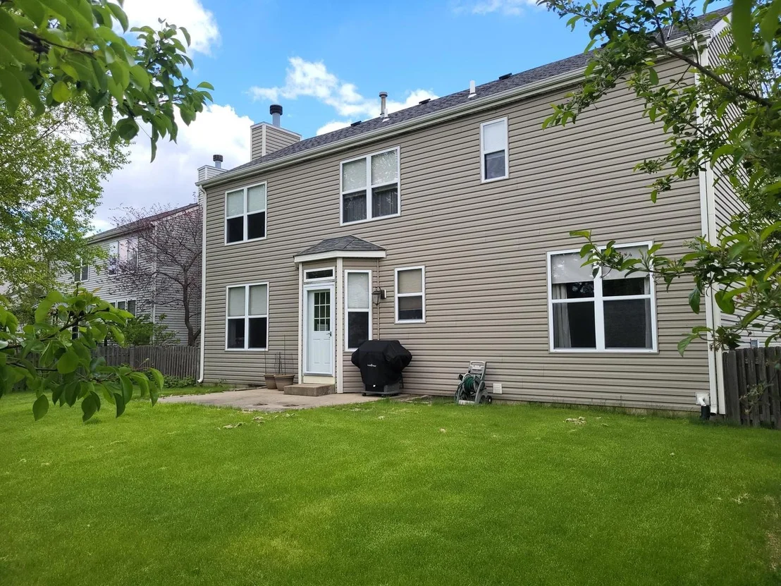 Photo of 7426 Prairieside Drive