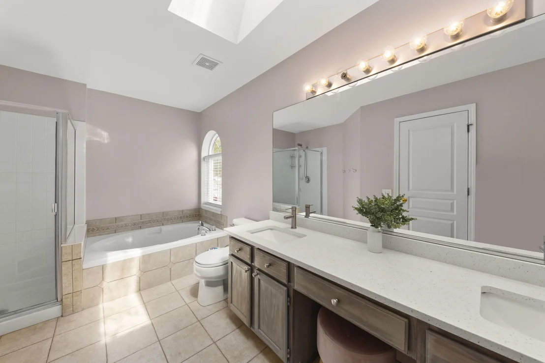 Photo of 422 Cardinal Drive