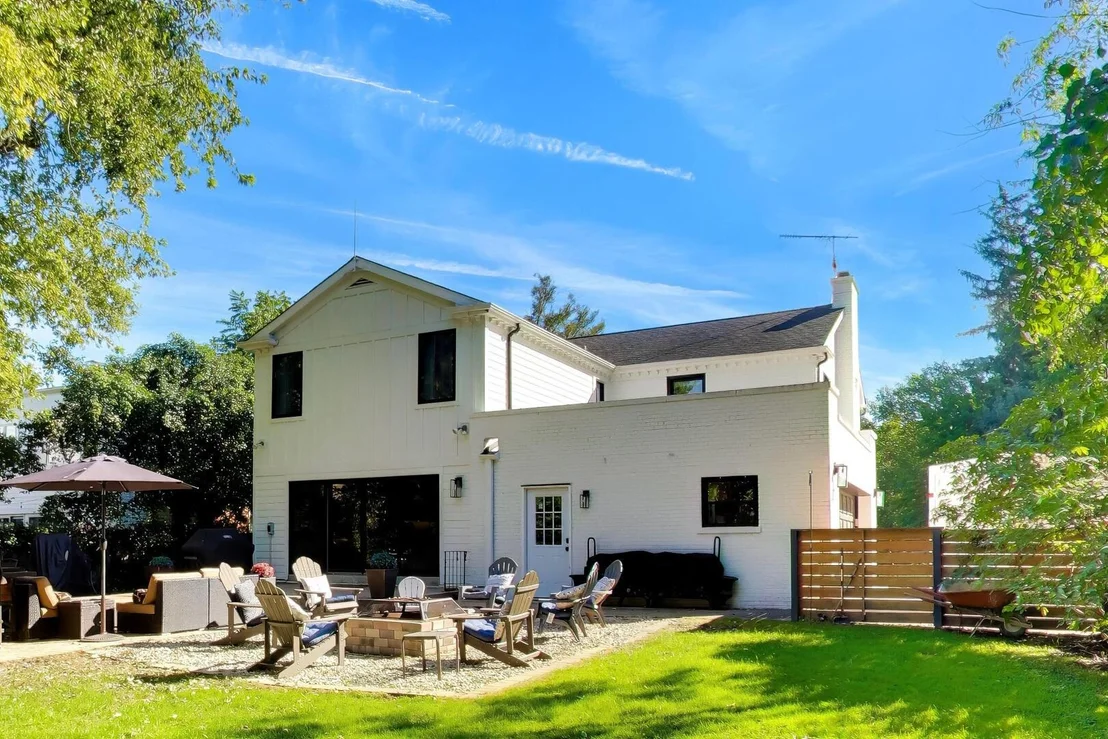 Photo of 901 Locust Road