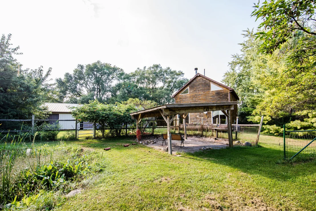 Photo of 804 N 2199TH Road
