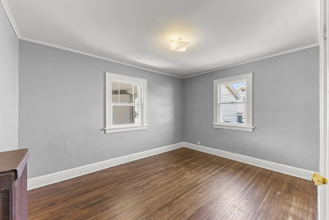 Photo of 803 1st Avenue