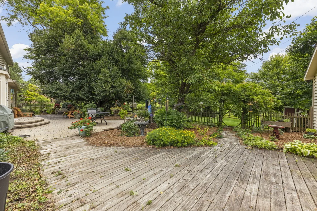 Photo of 8S765 Singletree Lane