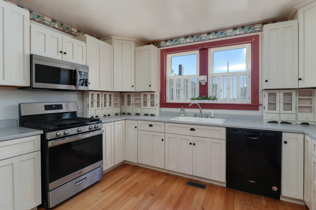 Photo of 409 Woodrig Road