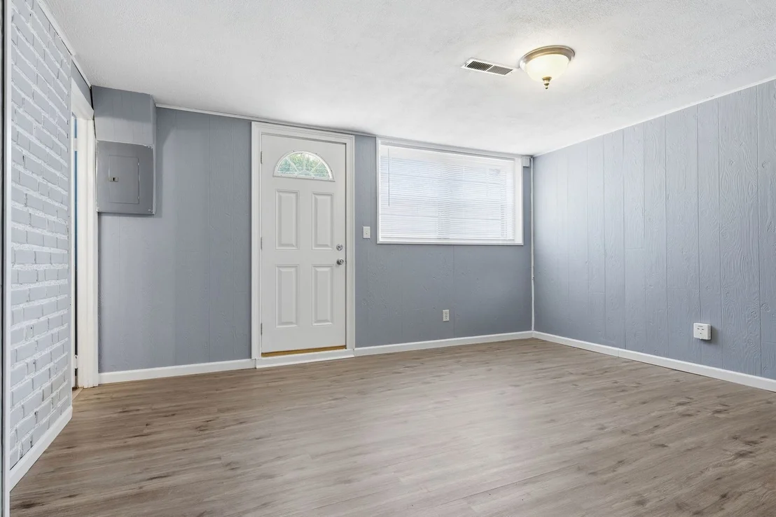 Photo of 1237 Mount Vernon Drive