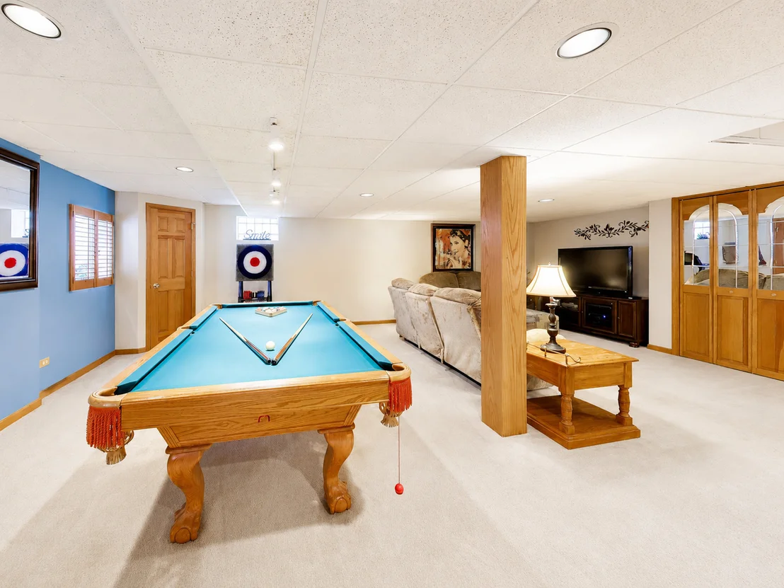 Photo of 1265 N Scarlet Drive