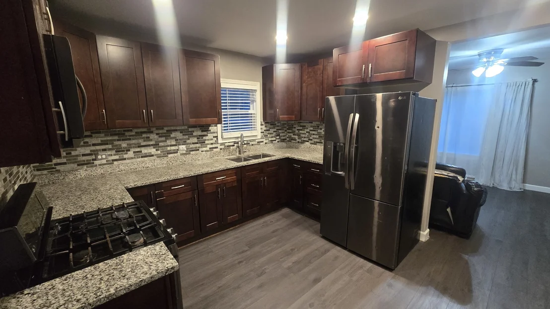 Photo of 673 Orange Street