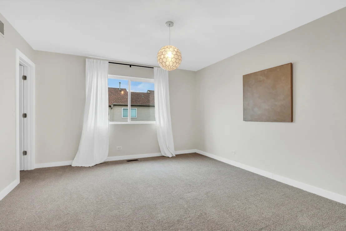 Photo of 983 Ellsworth Drive
