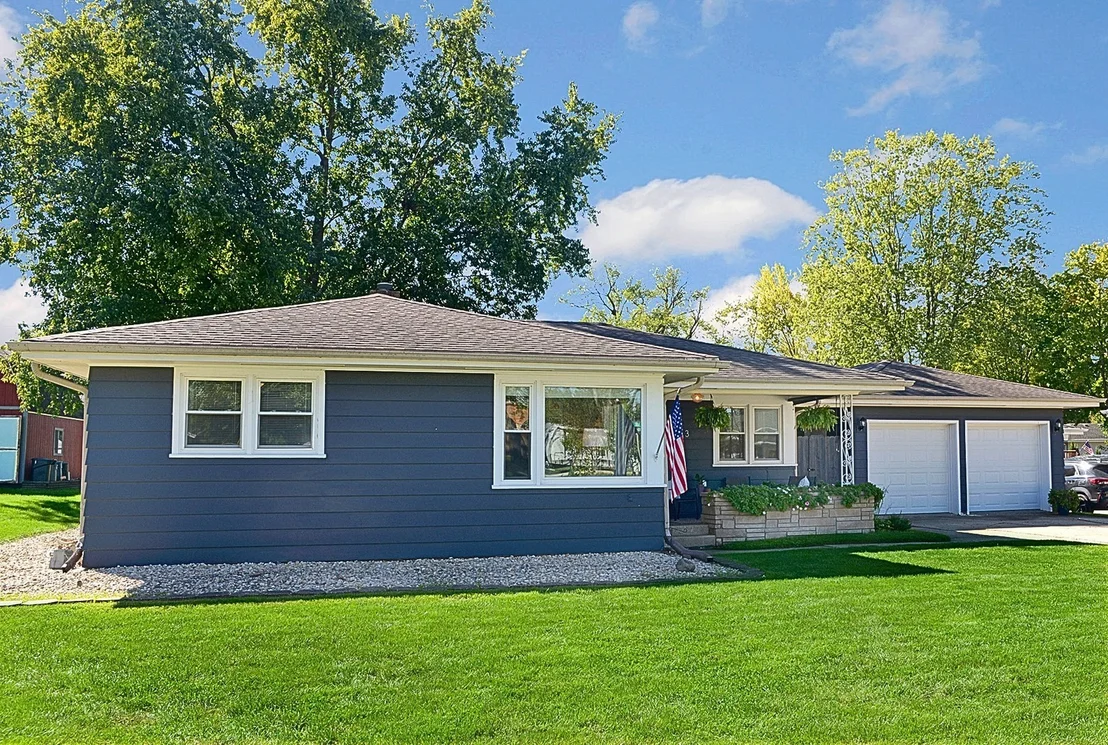 Photo of 413 Hillside Avenue