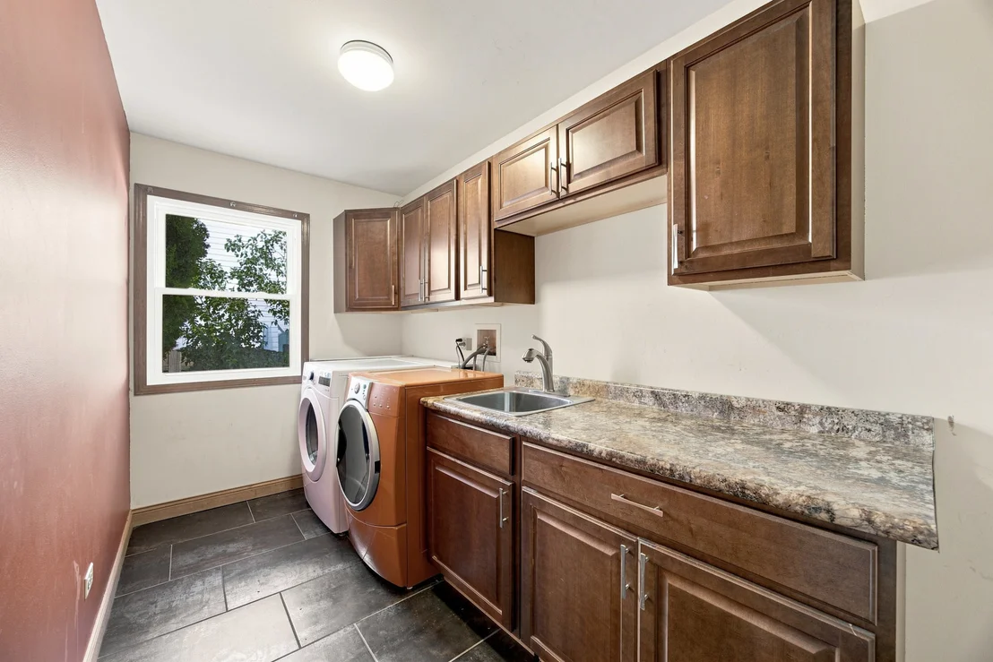 Photo of 232 Pepperidge Circle