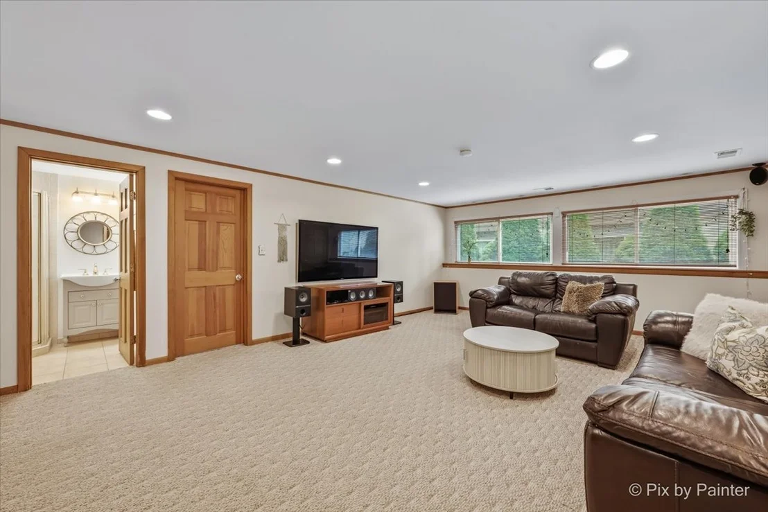 Photo of 2631 N Stuart Drive