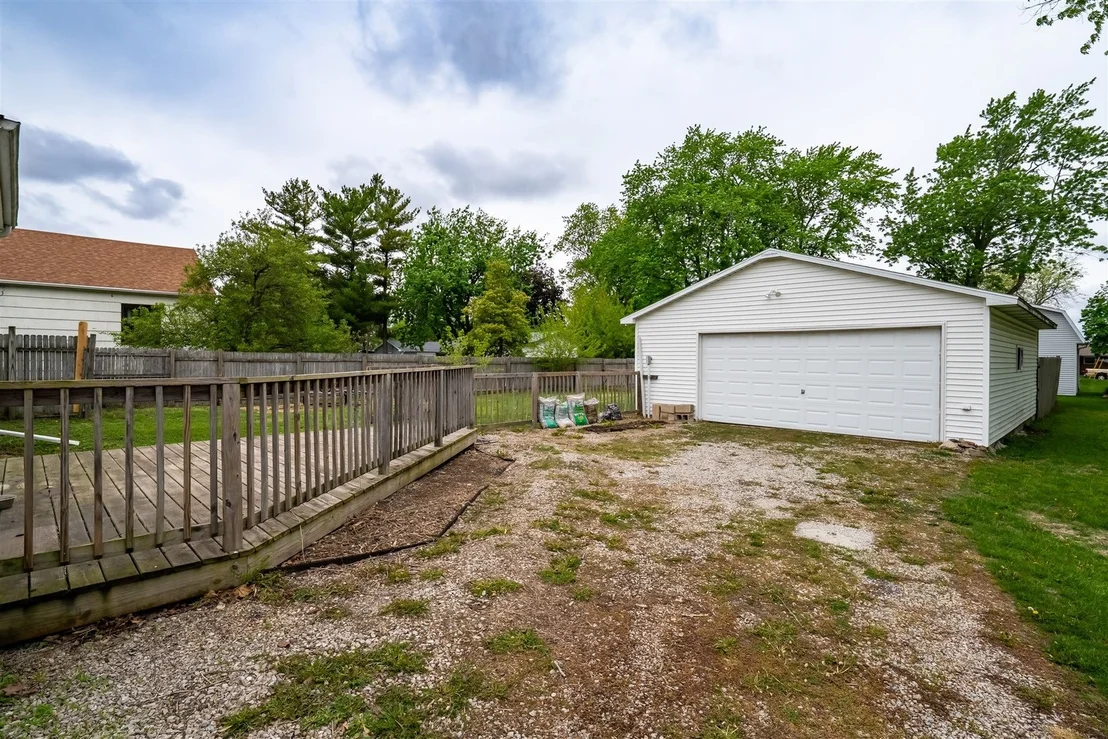 Photo of 357 W 3rd Street
