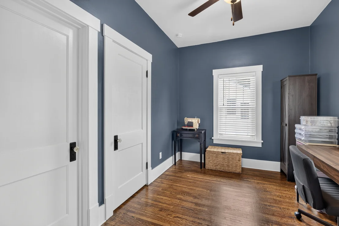 Photo of 1456 Birchlawn Place