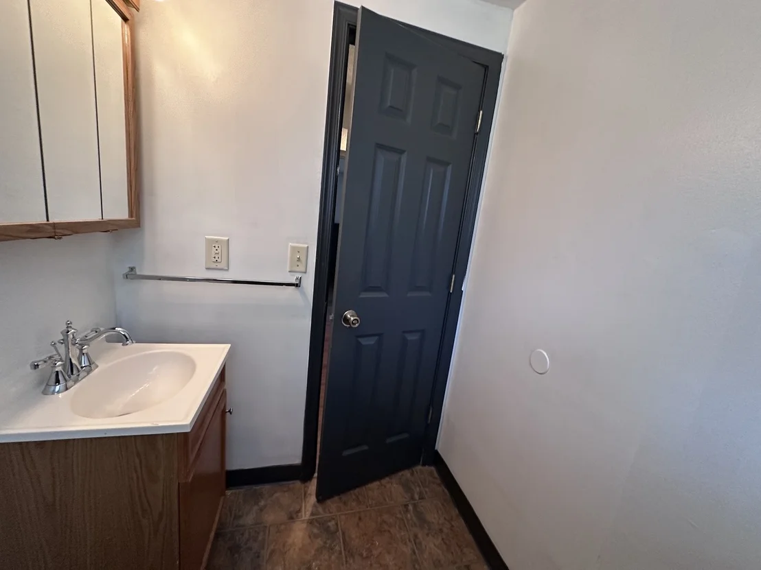 Photo of 909 Sunset Ridge