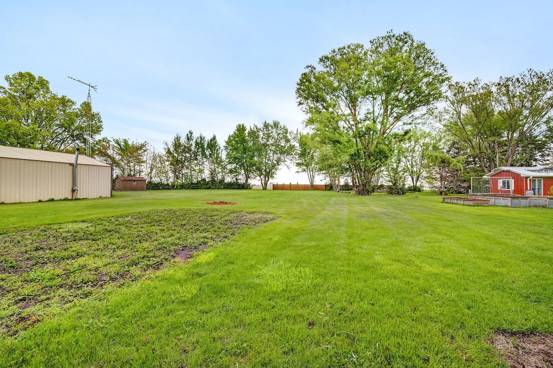 Photo of 2910 E 11th Road